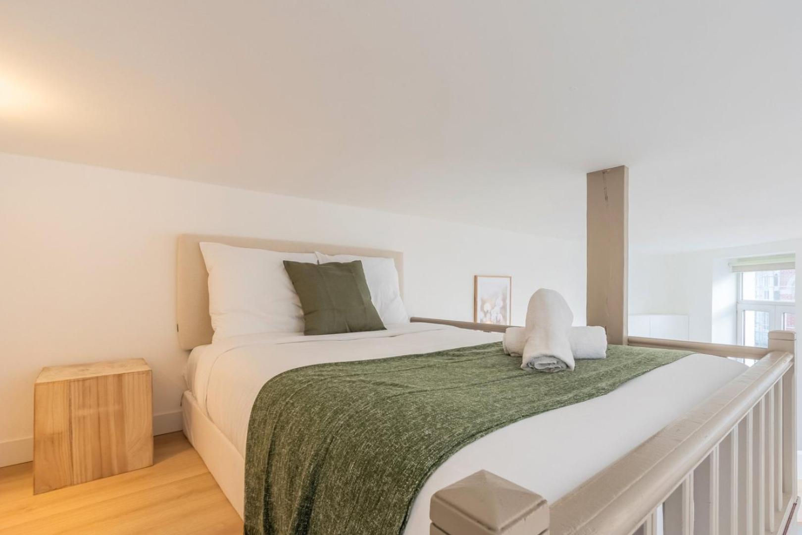 Spacious And Bright In The Center. Apartment